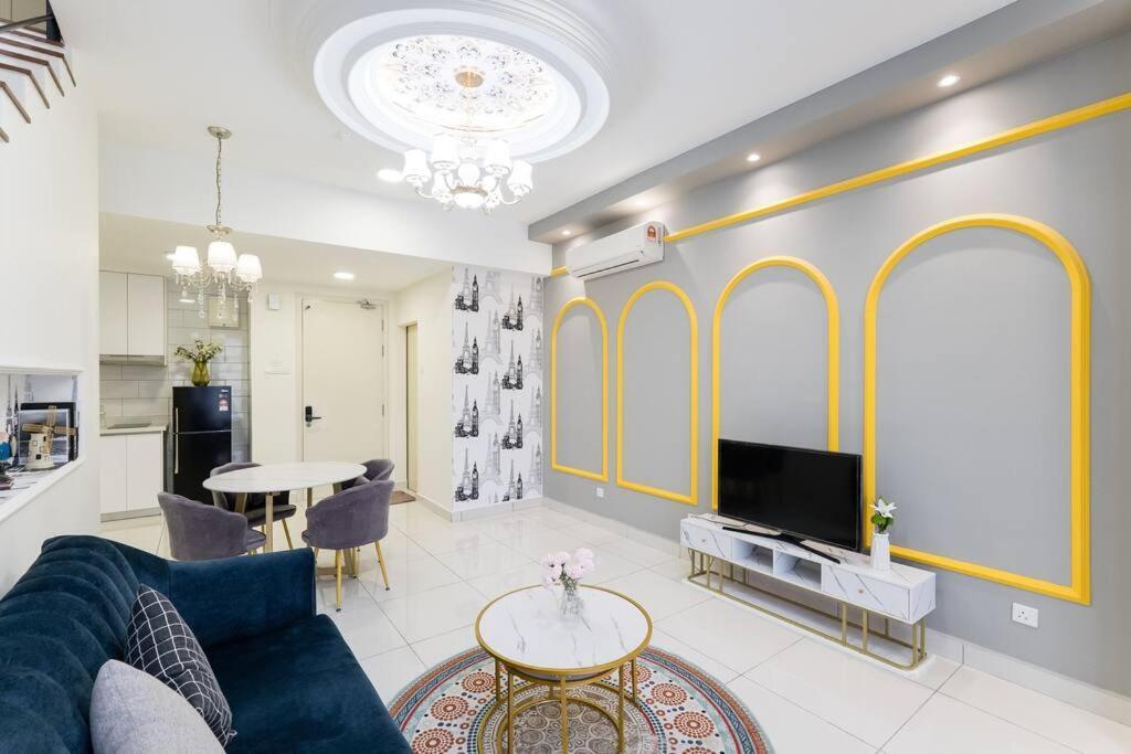 クアラルンプールArte Mont Kiara Duplex 4 Pax Jacuzziアパートメント エクステリア 写真