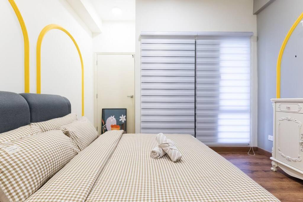 クアラルンプールArte Mont Kiara Duplex 4 Pax Jacuzziアパートメント エクステリア 写真